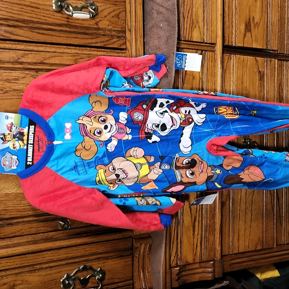 Lot of 6 NEW Pajamas